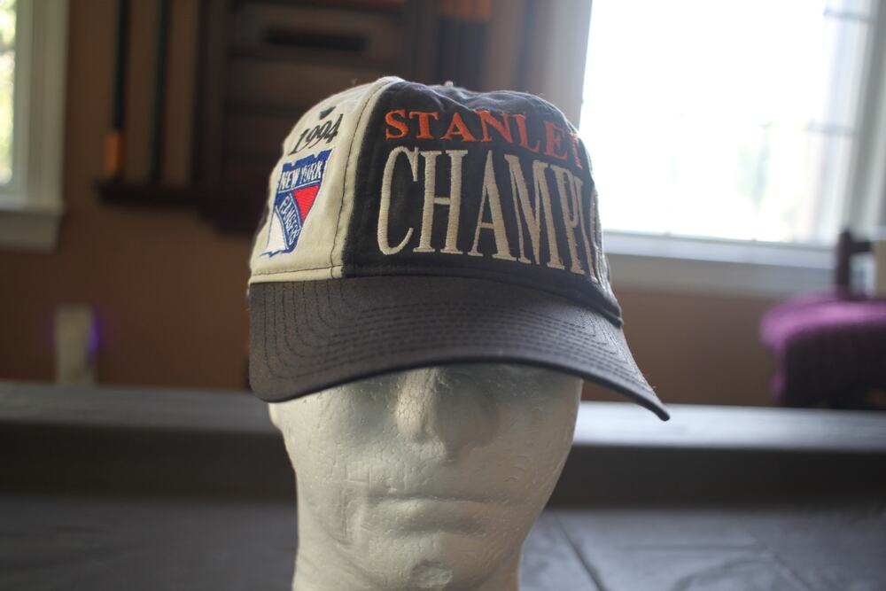 Vintage 1994 NY Rangers Stanley Cup Champions Starter Snapback Hat NHL Cap